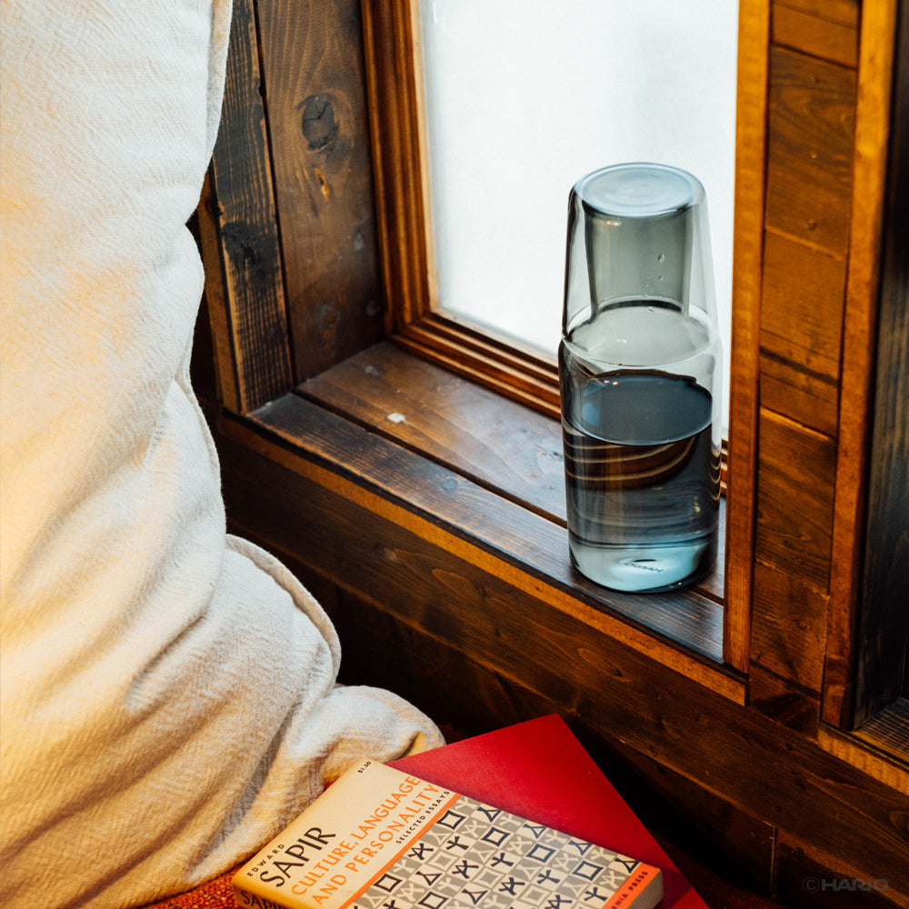 HARIO COLORS Night Carafe