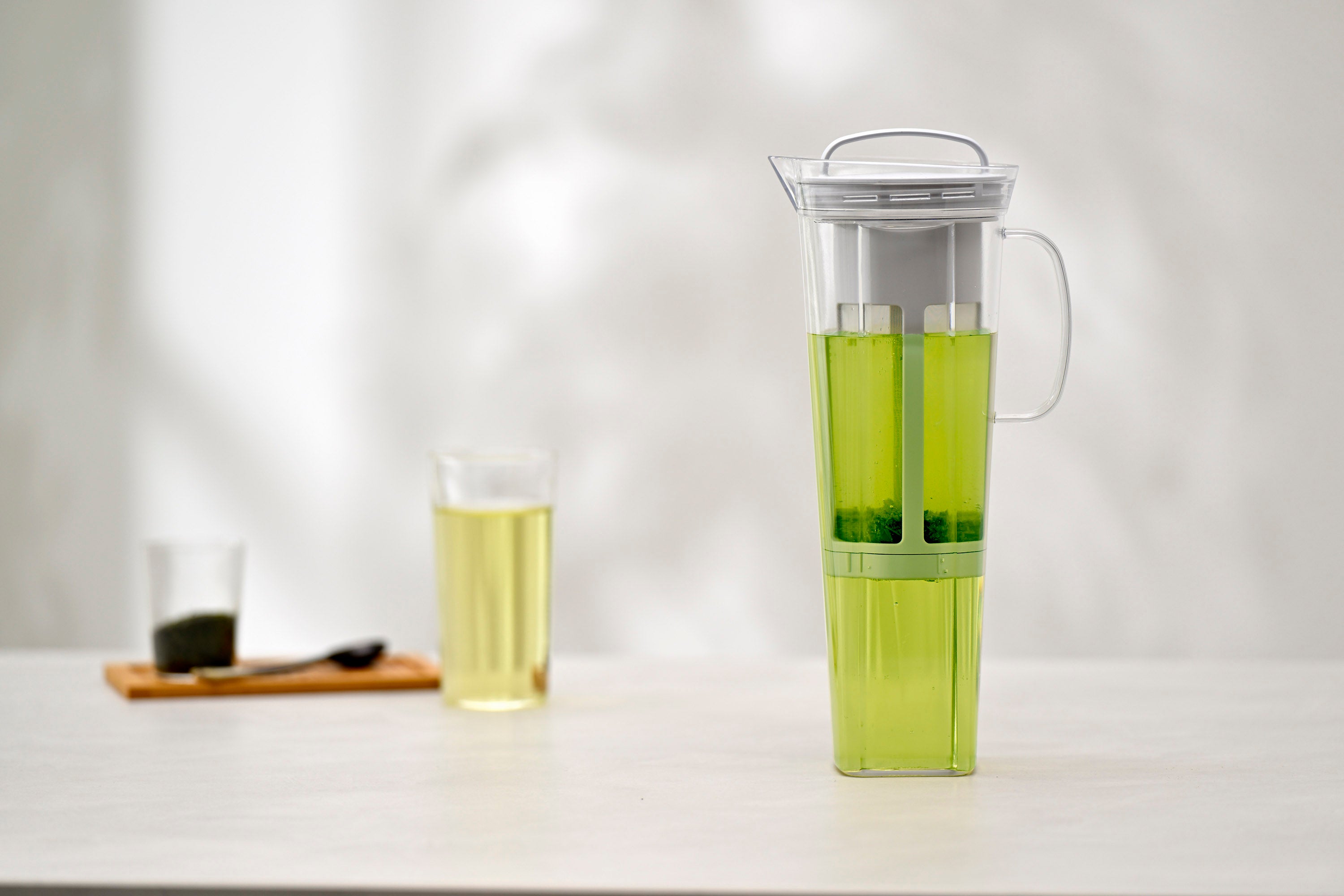 Cold Brew Tea Pitcher Lily