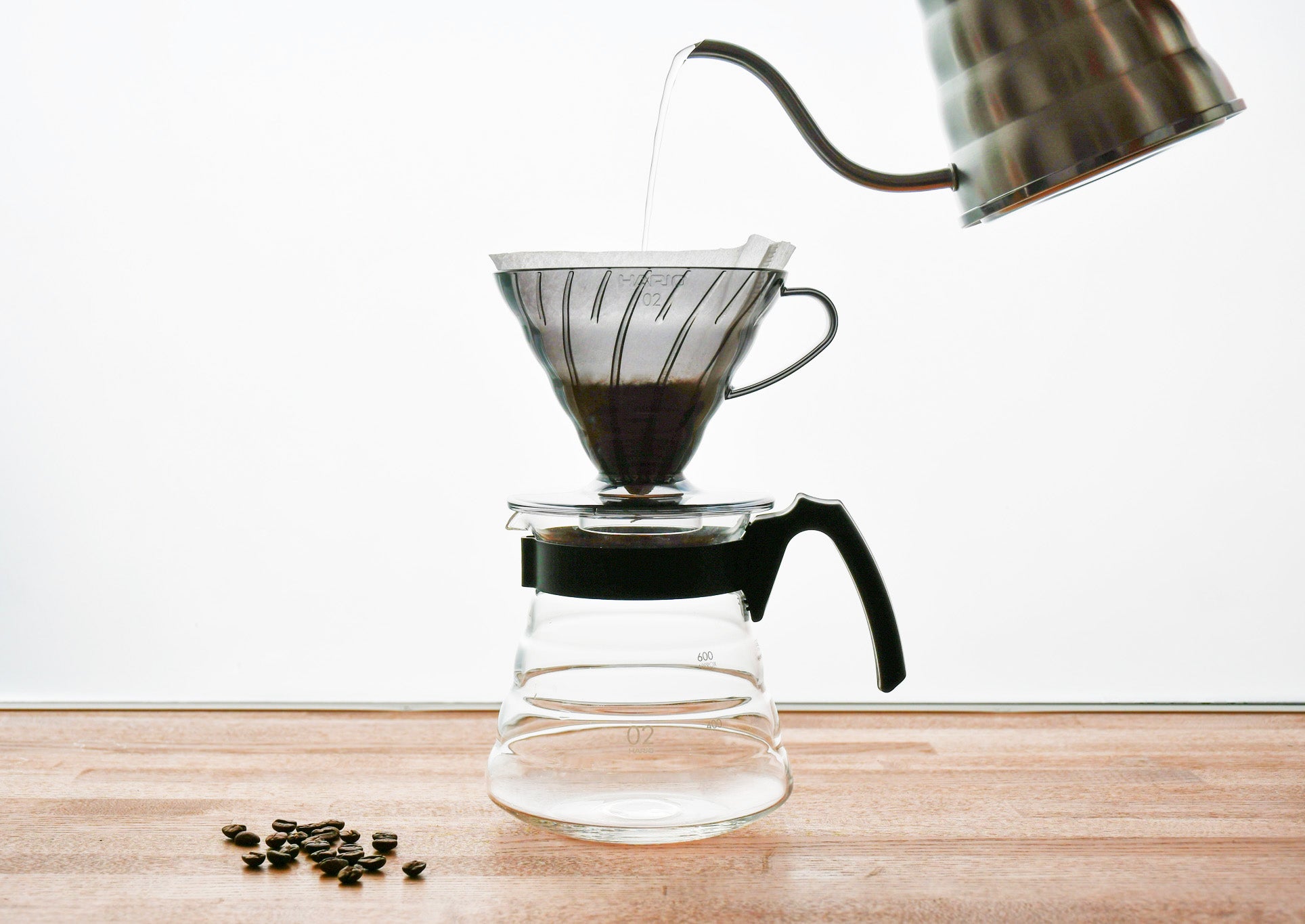 V60 Plastic Coffee Dripper 02 Transparent Black