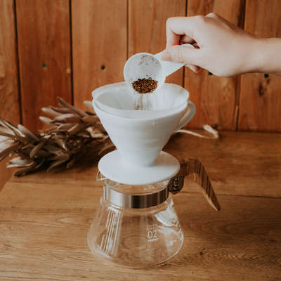 V60 Coffee Server 600mL / Olive Wood