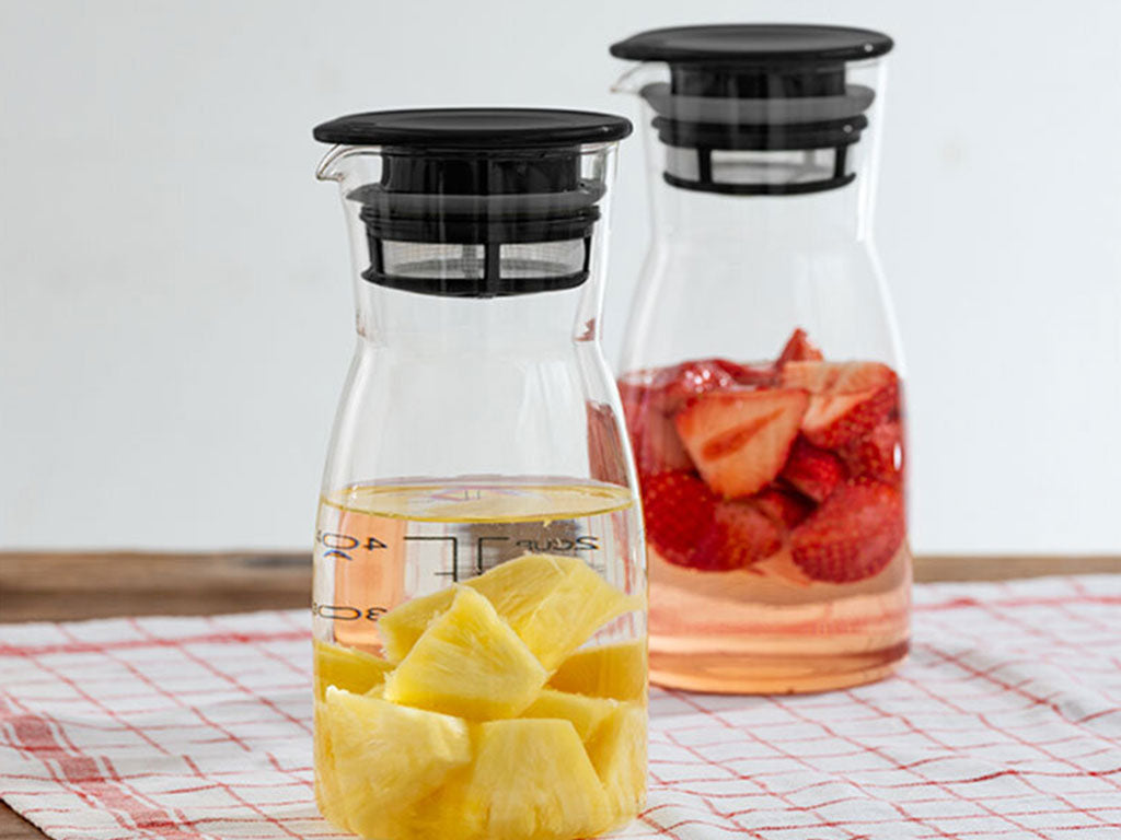 VINEGAR'S Drink Pitcher